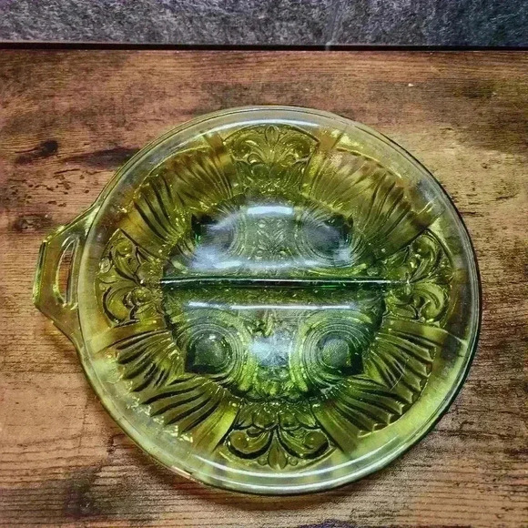 Indiana Glass Other - Indiana Glass Green Killarney Single Handle Divided Relish Tray Bowl